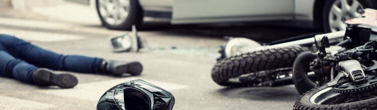 תמונת נושא עבור רוכב אופנוע שנפגע בתאונת דרכים – מחלקות בנוגע לגובה הנזק